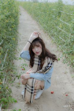 美女张开腿让男人桶